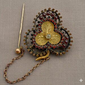 Vintage Victorian 3 Leaf Clover Garnet Pin Brooch